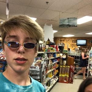 Meet your Posher, Lindsey